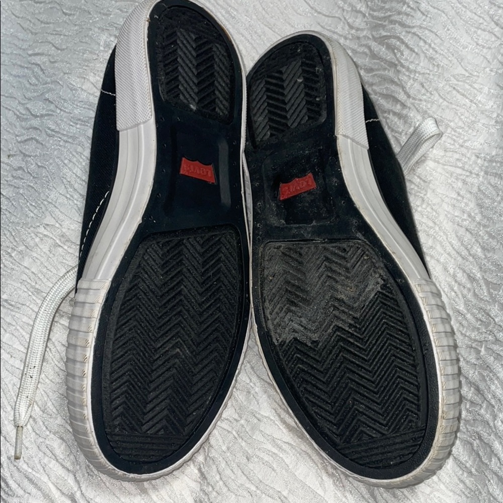 Levi's  Sneakers women size 7 - Picture 4 of 6